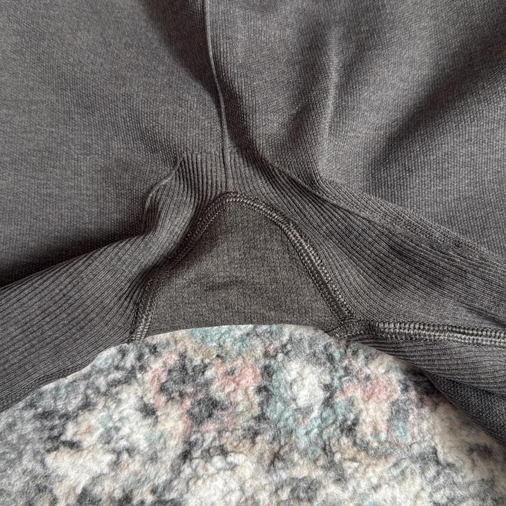 Lululemon Ebb to Street Seamless Leggings - Picture 4 of 12